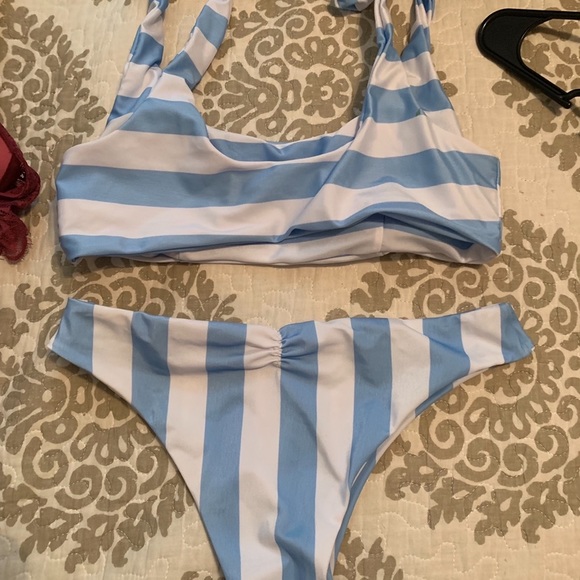 Zaful tie top striped bikini - Picture 2 of 3